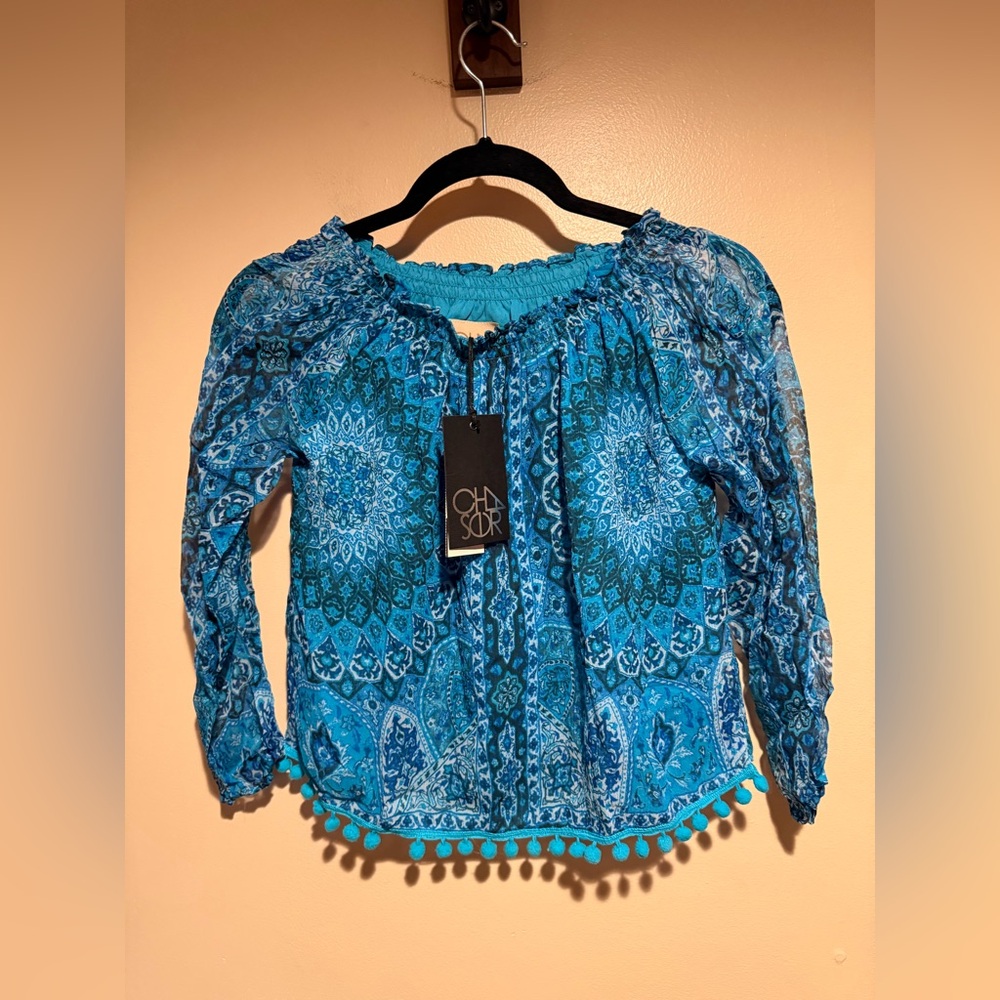 NWT Chaser blue paisley boho blouse size XS